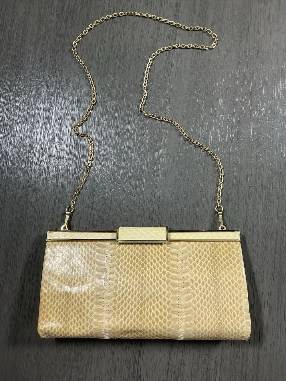 VTG Borsa Bella France Cream Snakeskin Clutch Gold Chain Bag